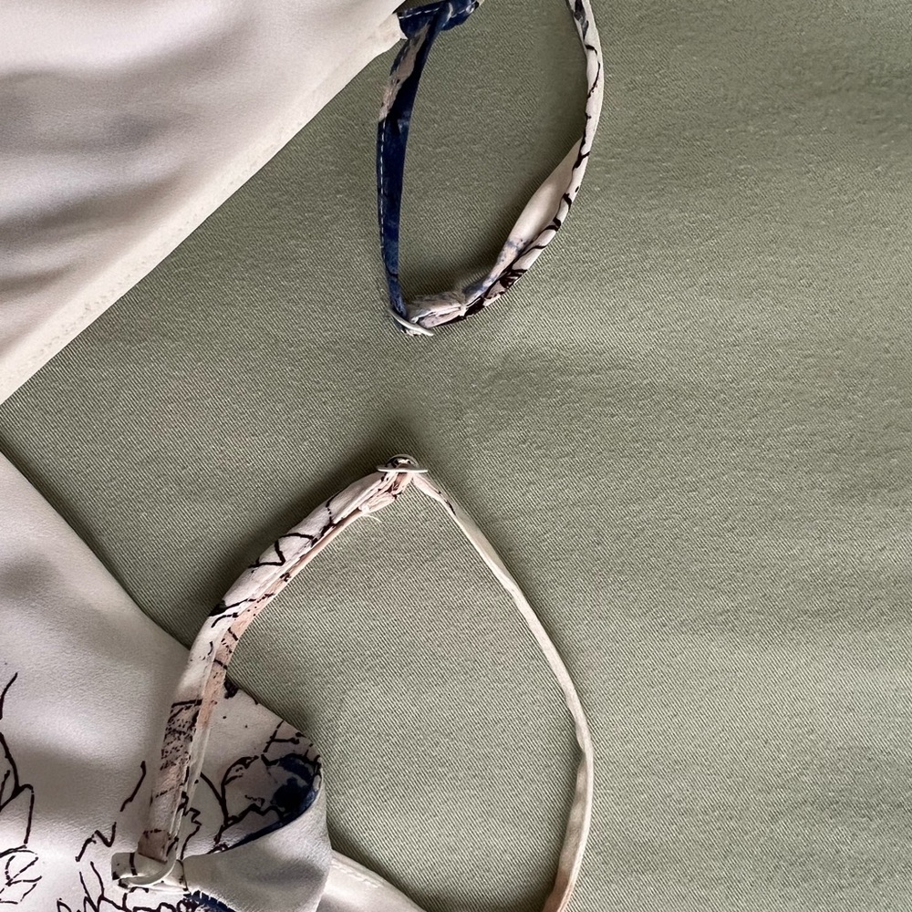 Aritzia Babaton Floral Camisole - White and Blue - Picture 5 of 7